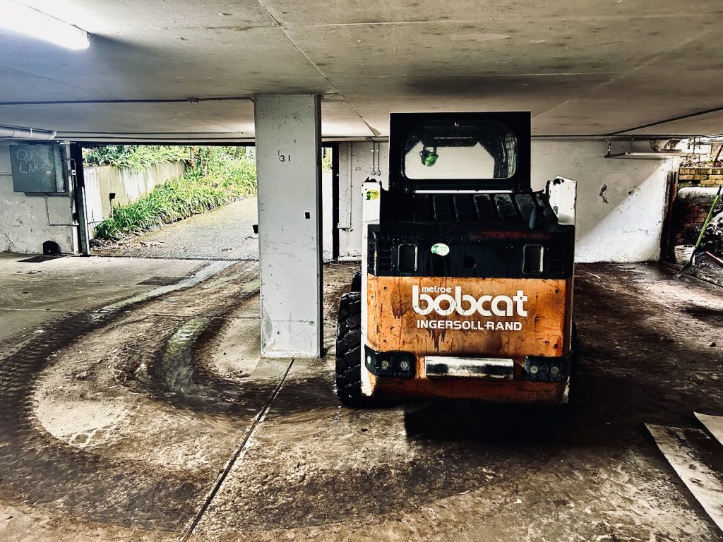 Bobcat v Labourer